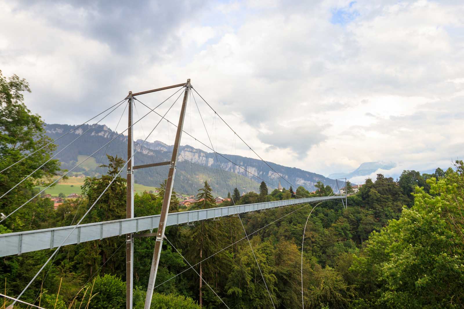 Las mejores cosas que hacer en Interlaken Suiza Sigriswil Panoramic Bridge