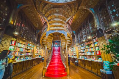 Livraria Lello, Porto: Consejos para visitar la librería más bella del mundo