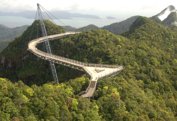 Puente cielo de Langkawi