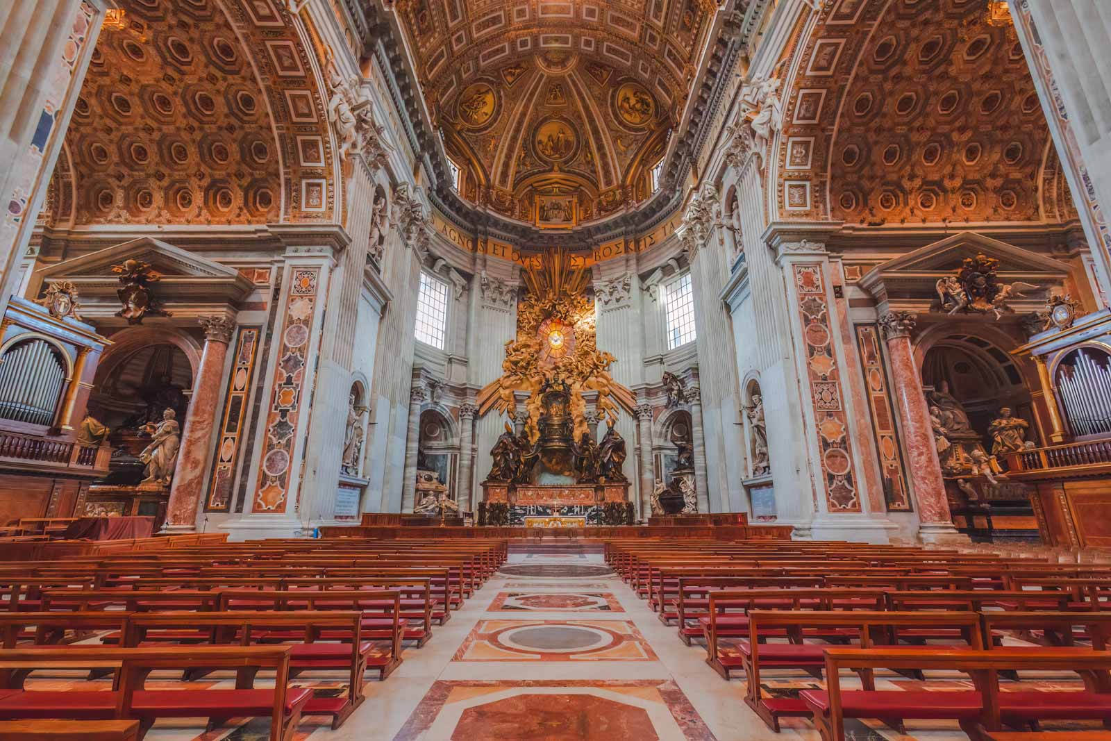 Basílica de San Pedro de Roma en la zona de Prati