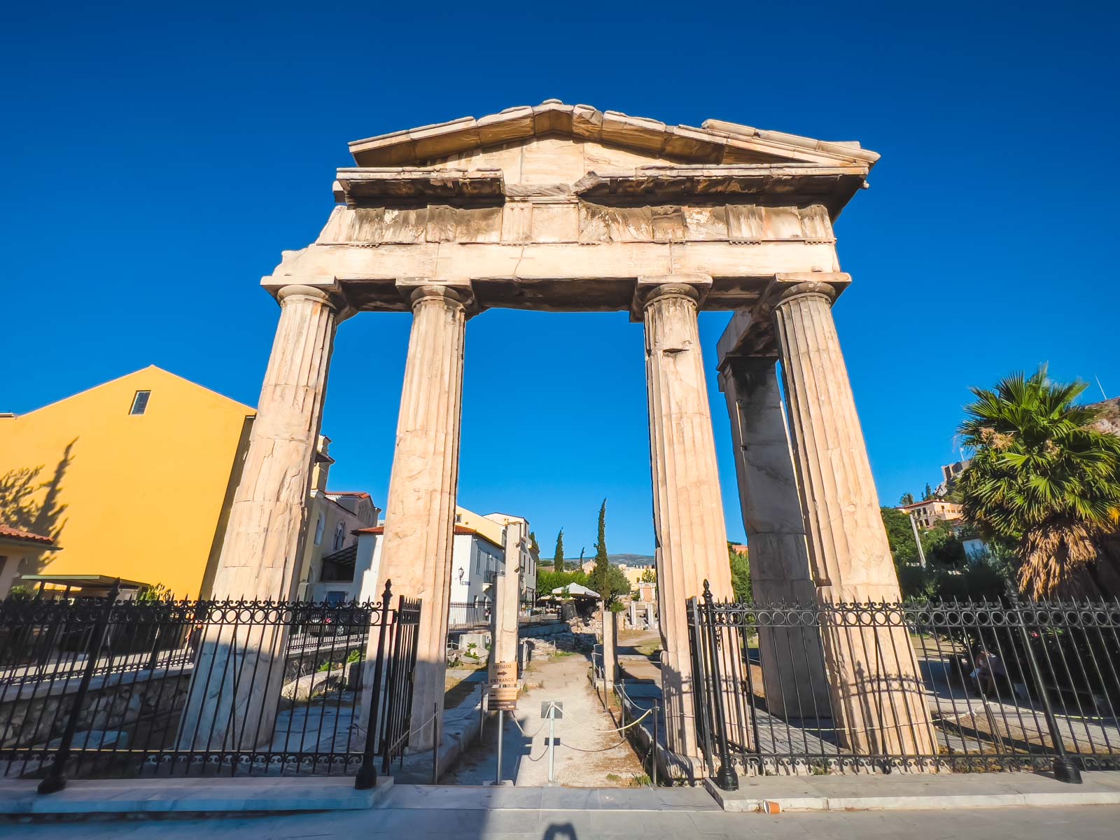 Entrada en el ágora romana de Atenas