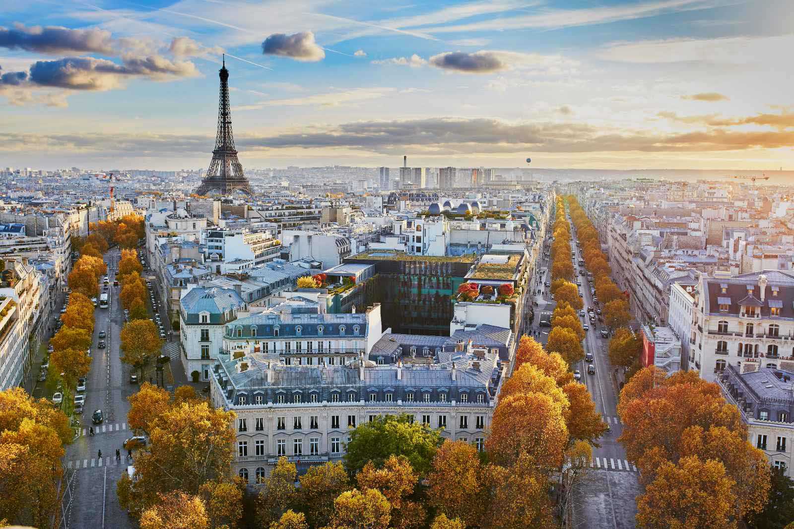 donde alojarse en paris torre eiffel ver los mejores barrios