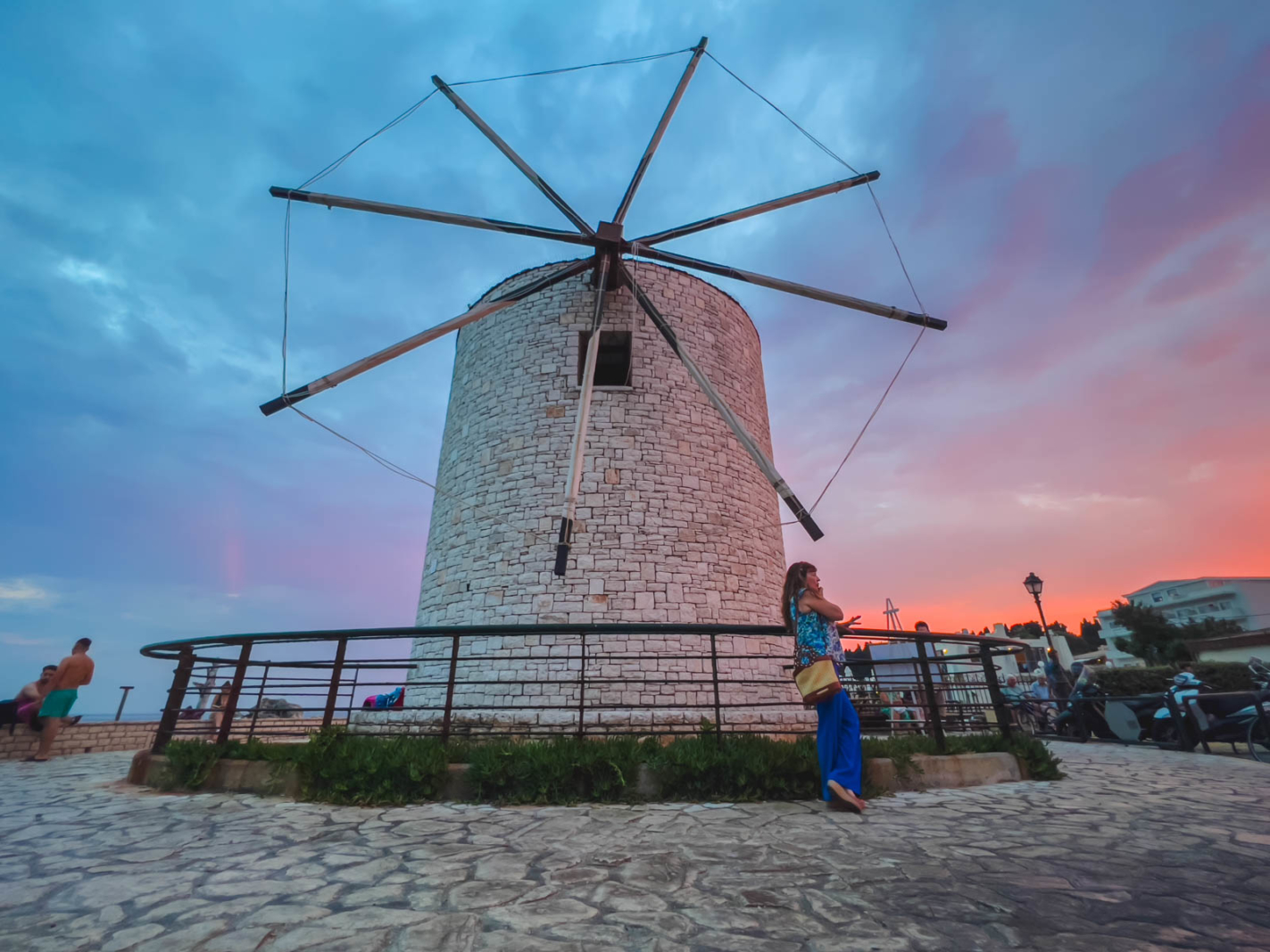 faro de molino de viento de corfú