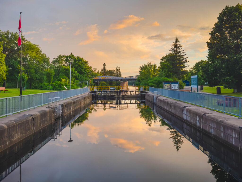 Un novato en barco en la vía fluvial Trent-Severn: paseo por el río con Le Boat